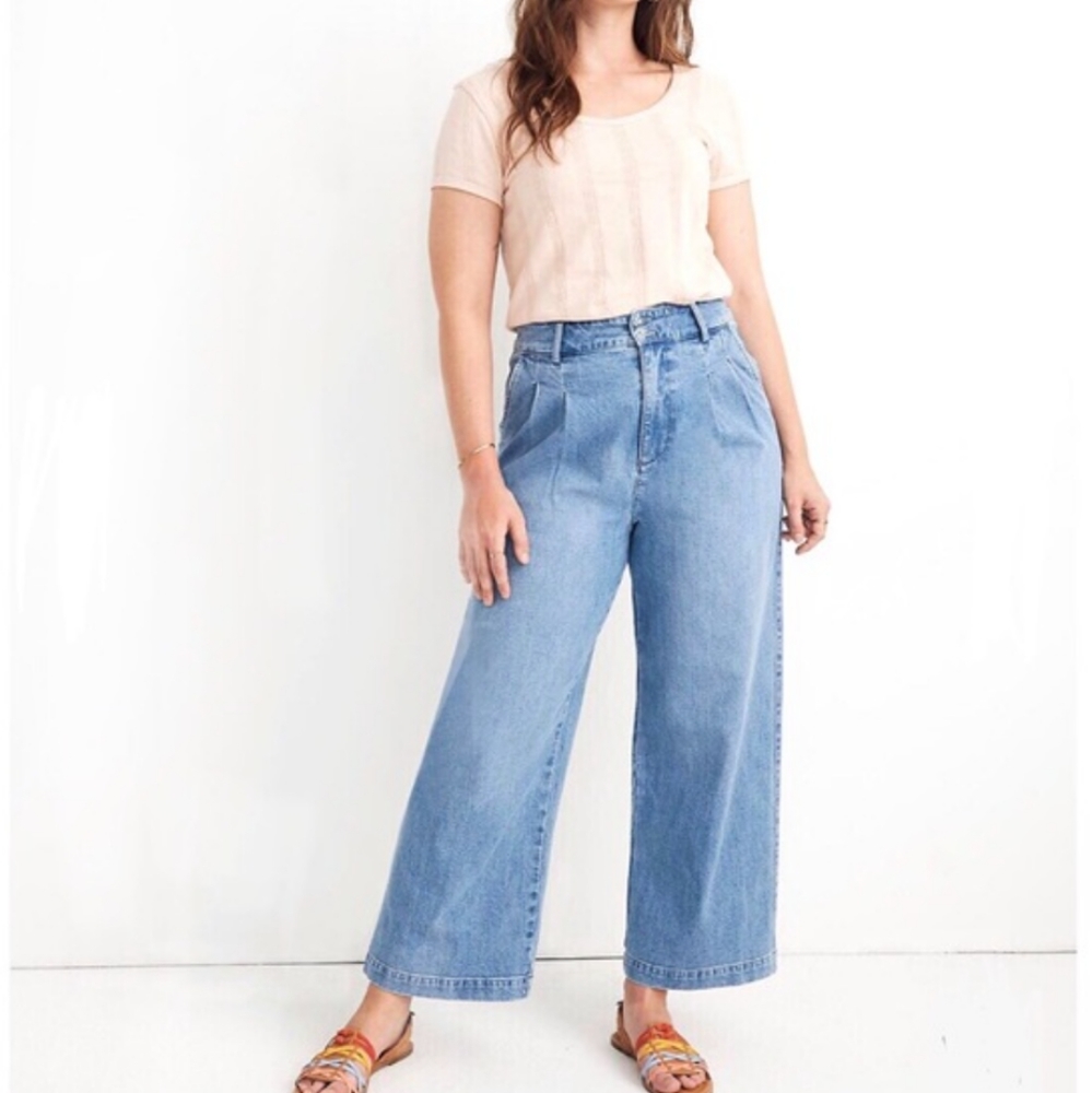 Madewell High Rise Pleated Wide-Leg Jeans